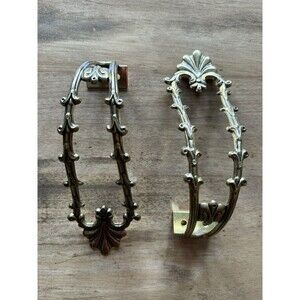Vintage Versailles brass curtain tie backs 9”L  Shell Shaped